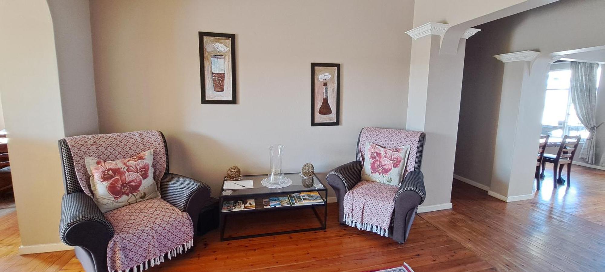 Raston Guest House Lambert's Bay Bagian luar foto