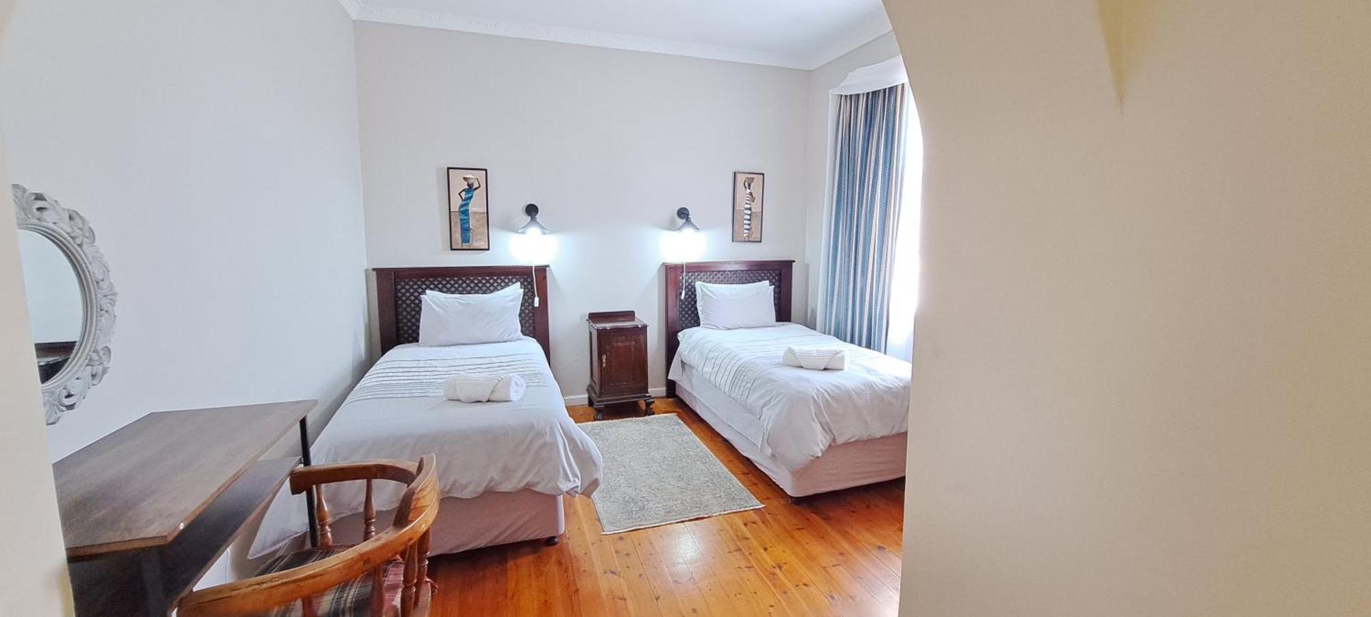 Raston Guest House Lambert's Bay Bagian luar foto