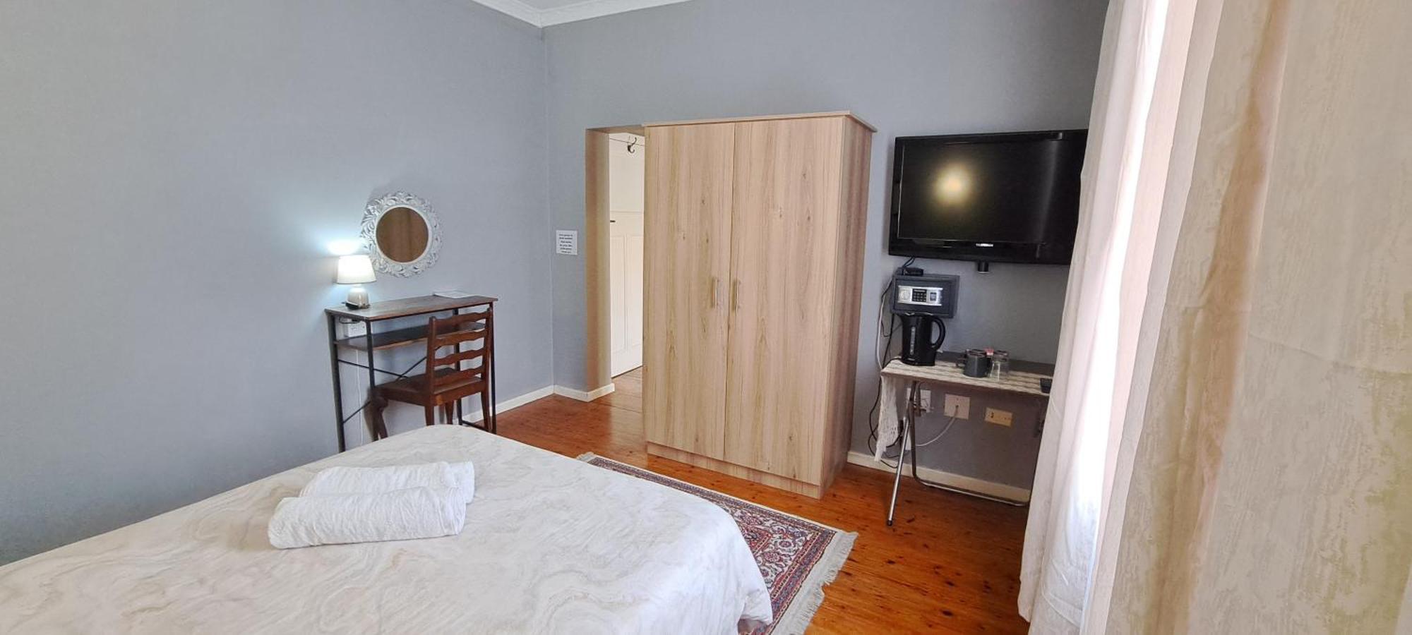 Raston Guest House Lambert's Bay Bagian luar foto